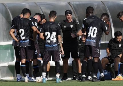«El Málaga CF busca su puesta a punto durante la pretemporada»